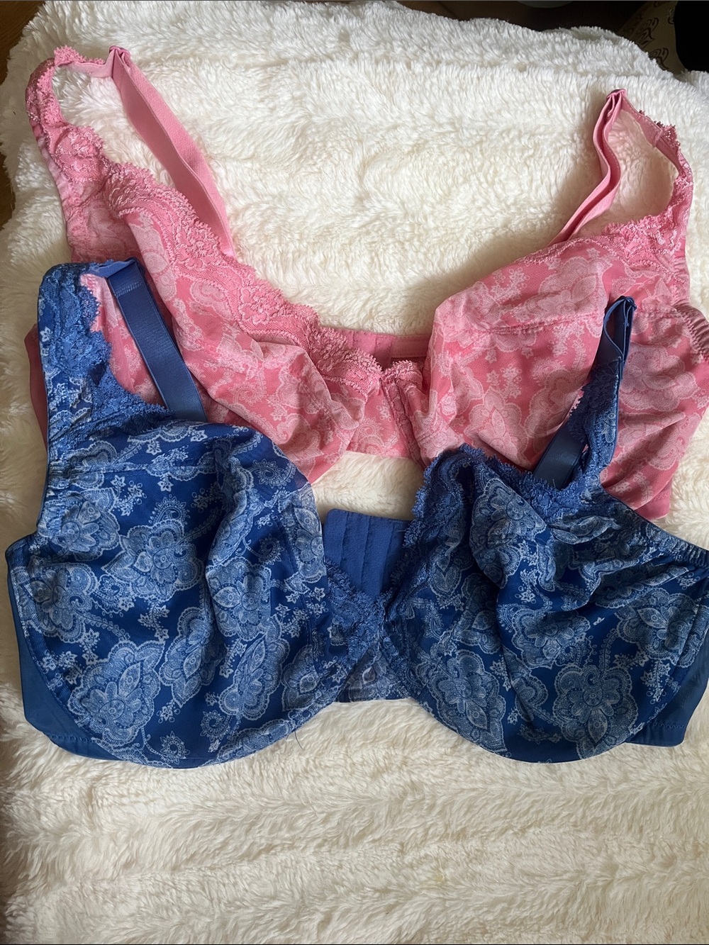Old Navy Pink and Blue Paisley underwire bras - Women's Intimates